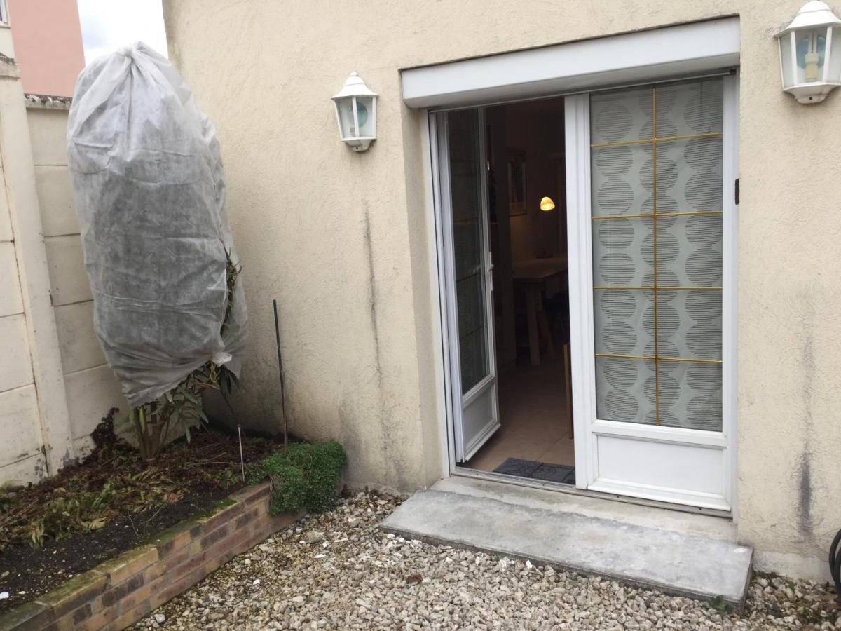 Studio Fond De Jardin Palaiseau Luaran gambar