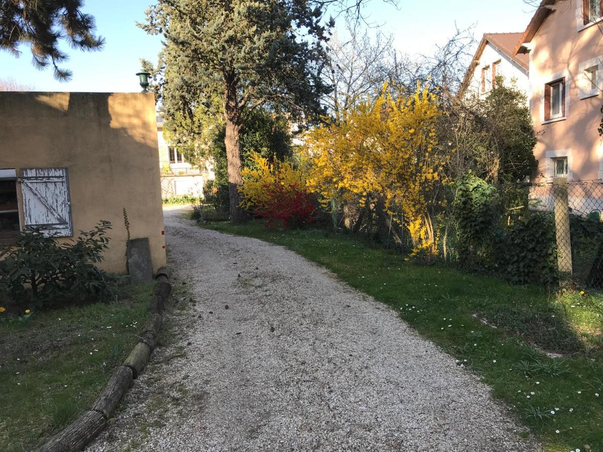 Studio Fond De Jardin Palaiseau Luaran gambar